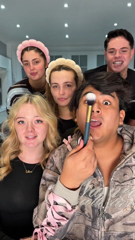 Post 4 by georgia barratt on TikTok (video)