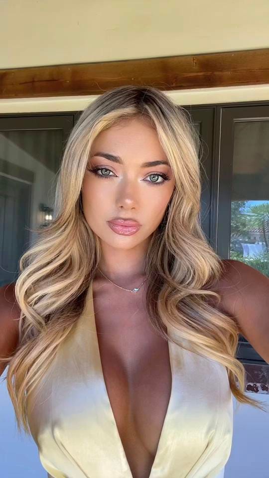 Post 4 by skyannalyse on TikTok (video)