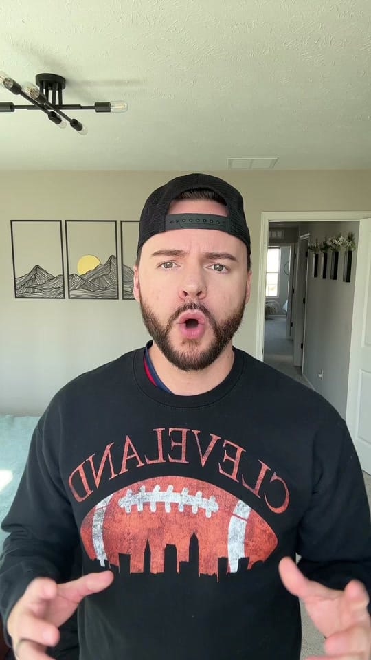 Post 5 by Chase Reeves on TikTok (video)