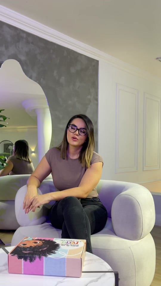 Post 4 by Miracles Colombia on TikTok (video)
