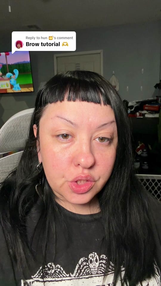 Post 6 by Fauxacrylic on TikTok (video)