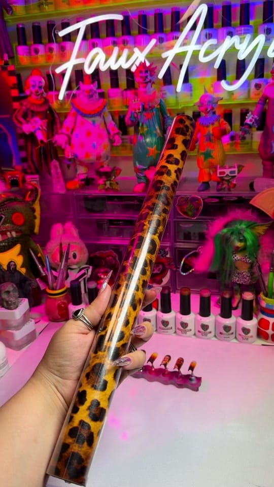 Post 4 by Fauxacrylic on TikTok (video)