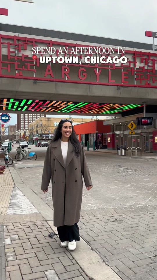 Post 3 by Cailynn | Chicago Lifestyle on TikTok (video)