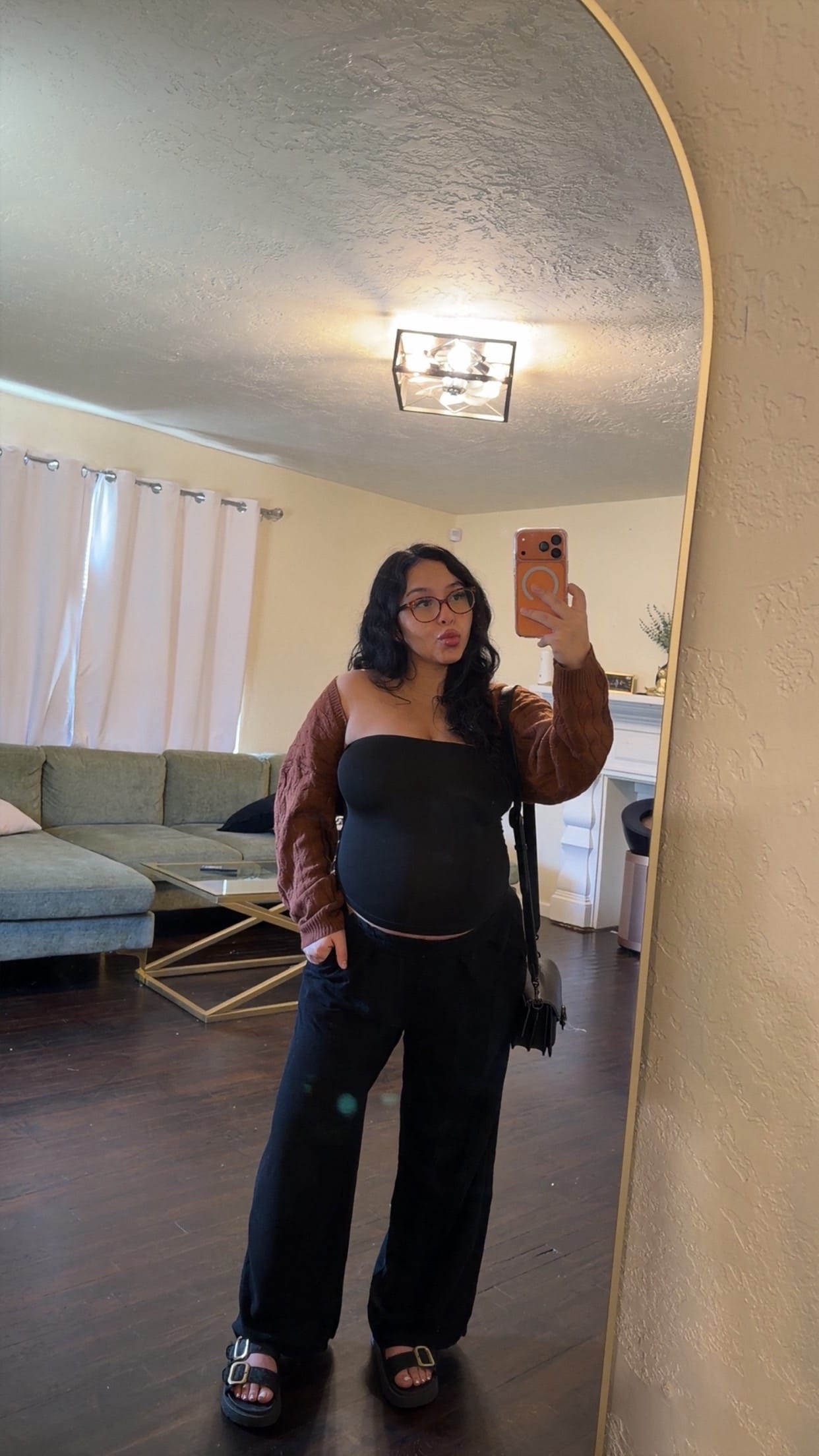 Post 4 by Em on TikTok (video)