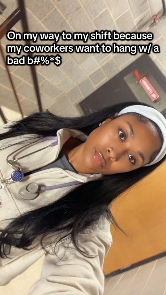 Post 1 by RenaB on TikTok (video)