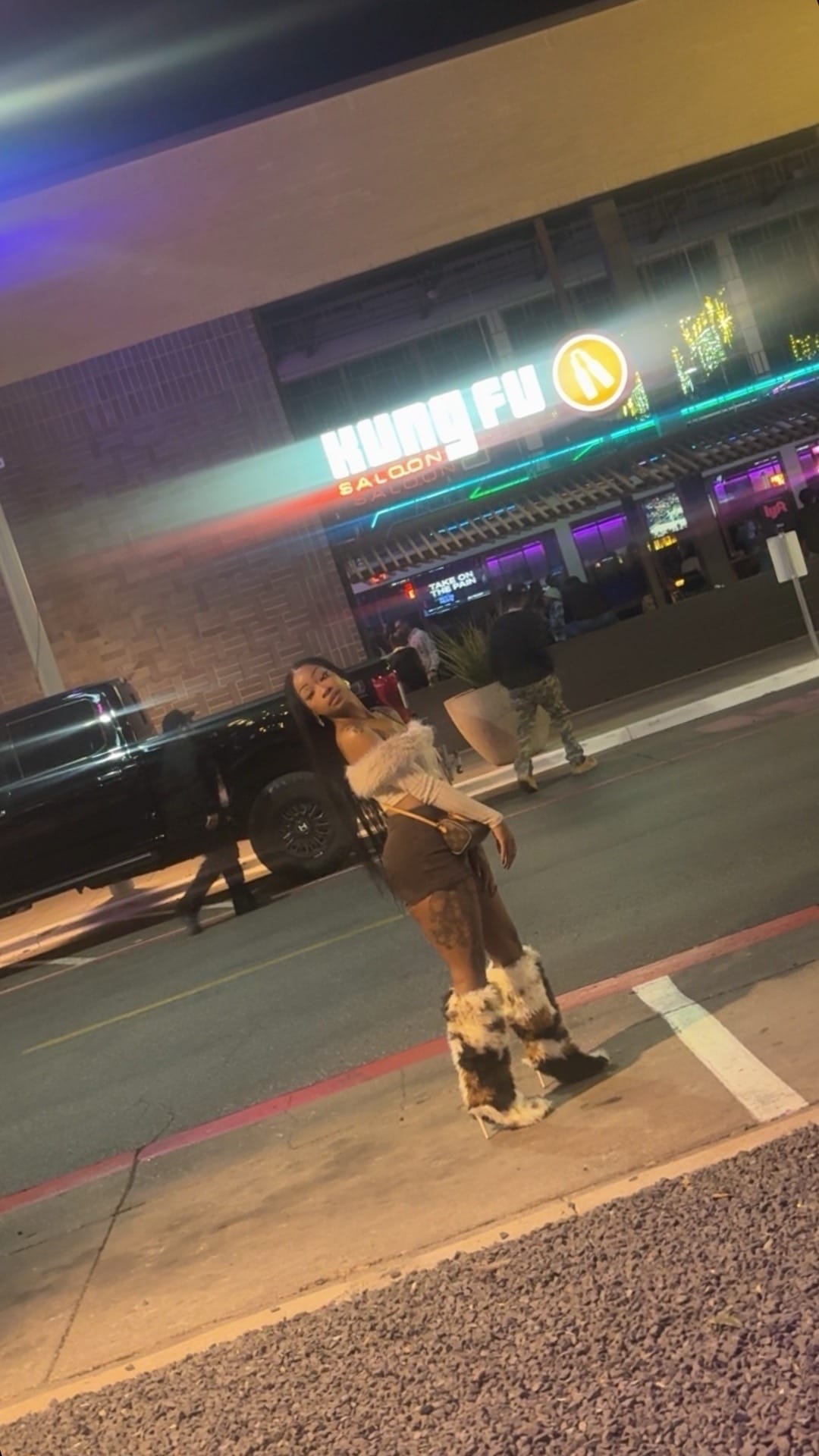 Post 6 by Bee Gaines 🐝 💗 on TikTok (video)