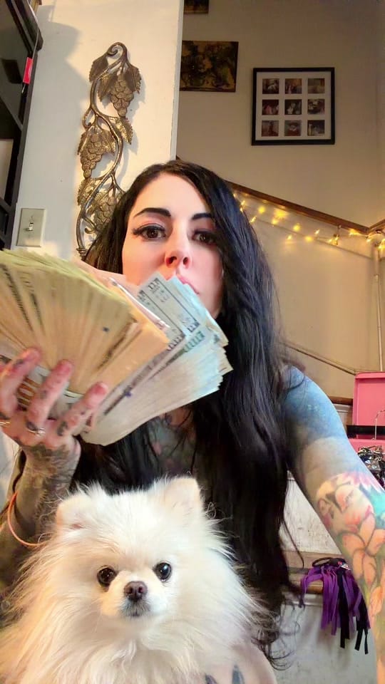 Post 6 by Vampire Empress 🇺🇸 on TikTok (video)