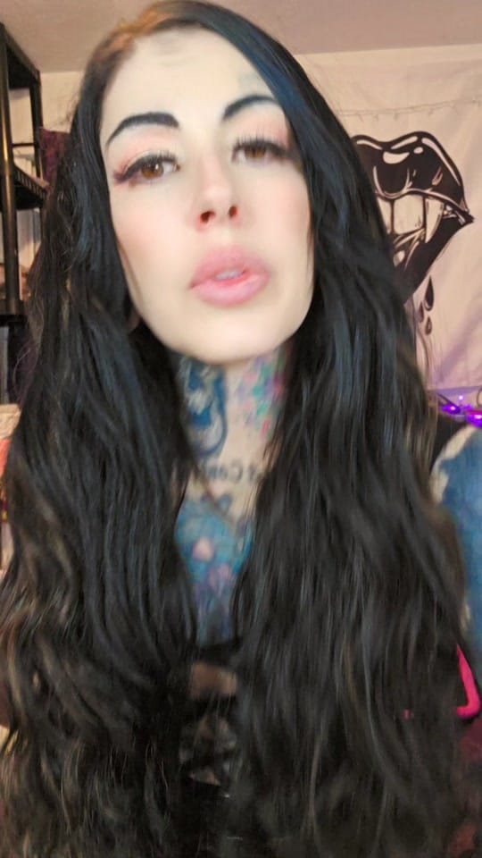 Post 2 by Vampire Empress 🇺🇸 on TikTok (video)