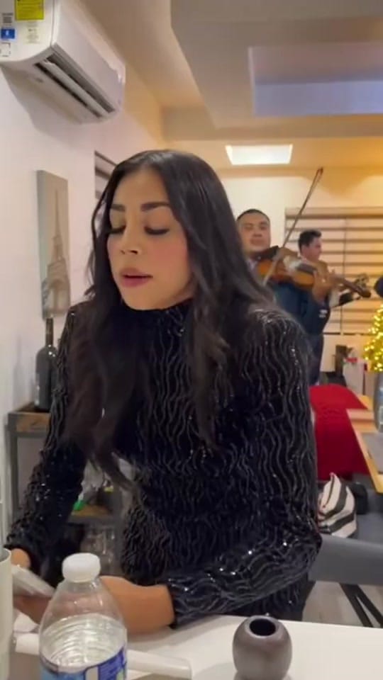 Post 6 by Divo Z. on TikTok (video)