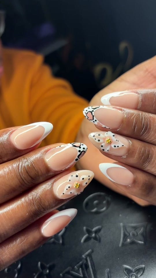Post 5 by COLUMBUS OHIO NAIL TECH 💅💎 on TikTok (video)