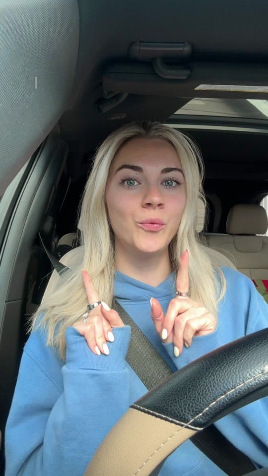 Post 3 by theoliviaquinn on TikTok (video)