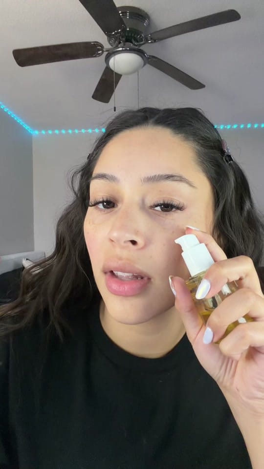 Post 8 by Lauren on TikTok (video)