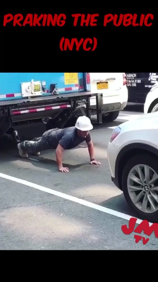 Post 8 by Joey Mollica on TikTok (video)