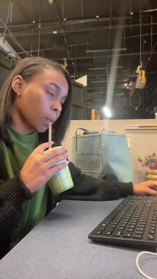 Post 2 by T R O I S on TikTok (video)
