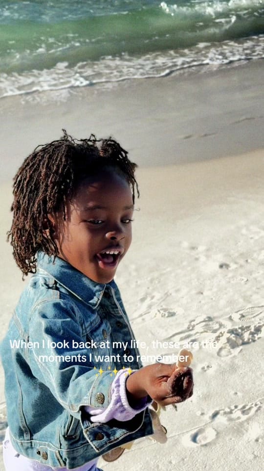 Post 4 by Kéléké Naadila Burgess on TikTok (video)