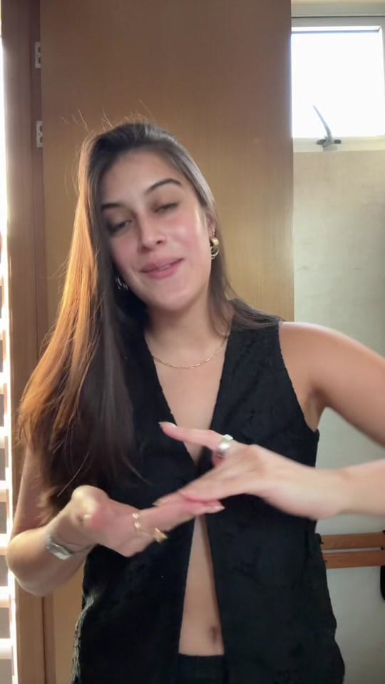 Post 8 by Valeria Pineda on TikTok (video)