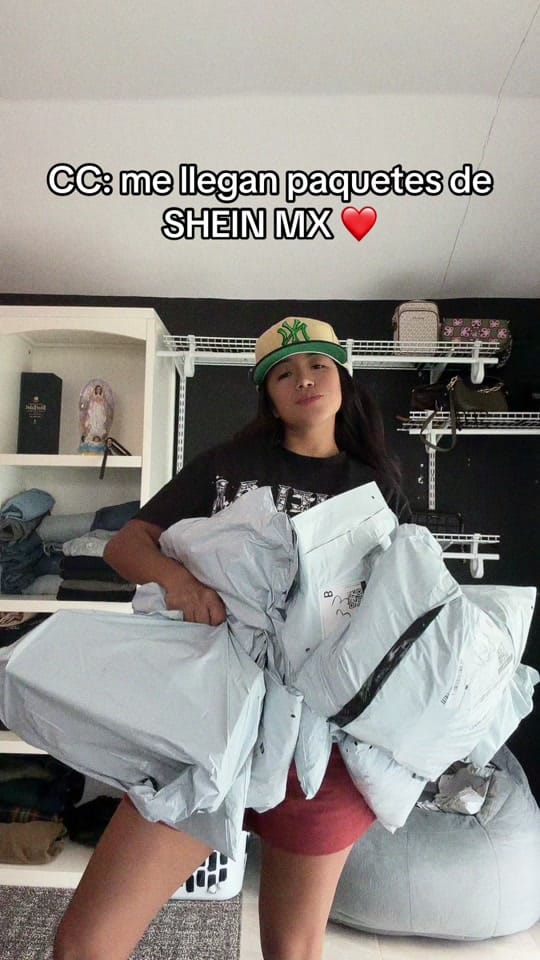 Post 2 by Yazmincitaaa on TikTok (video)