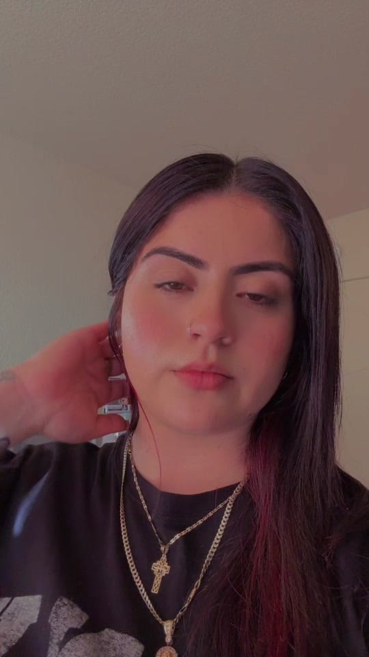 Post 1 by G on TikTok (video)