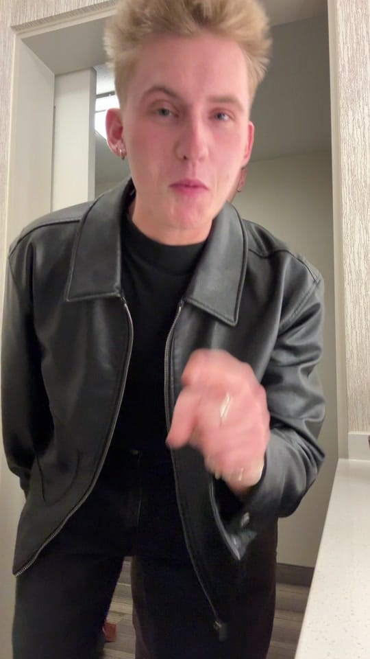 Post 5 by tag herr on TikTok (video)