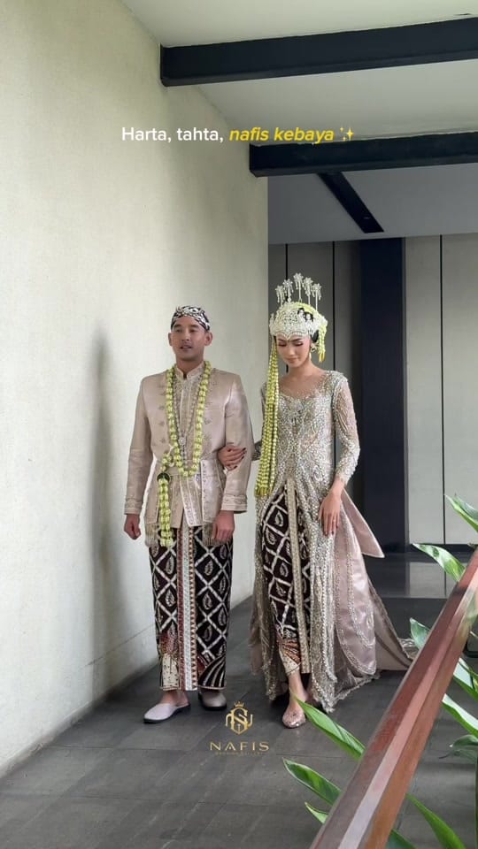 Post 1 by Nafis Wedding Gallery on TikTok (video)