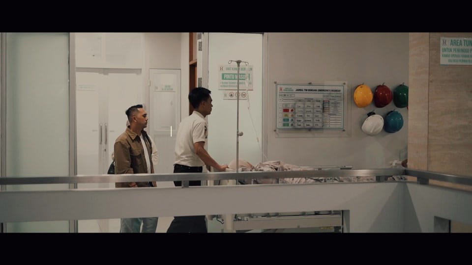 Post 7 by Nafis Wedding Gallery on TikTok (video)