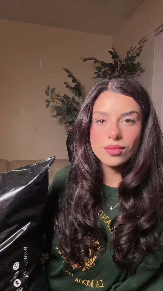 Post 5 by Karen on TikTok (video)