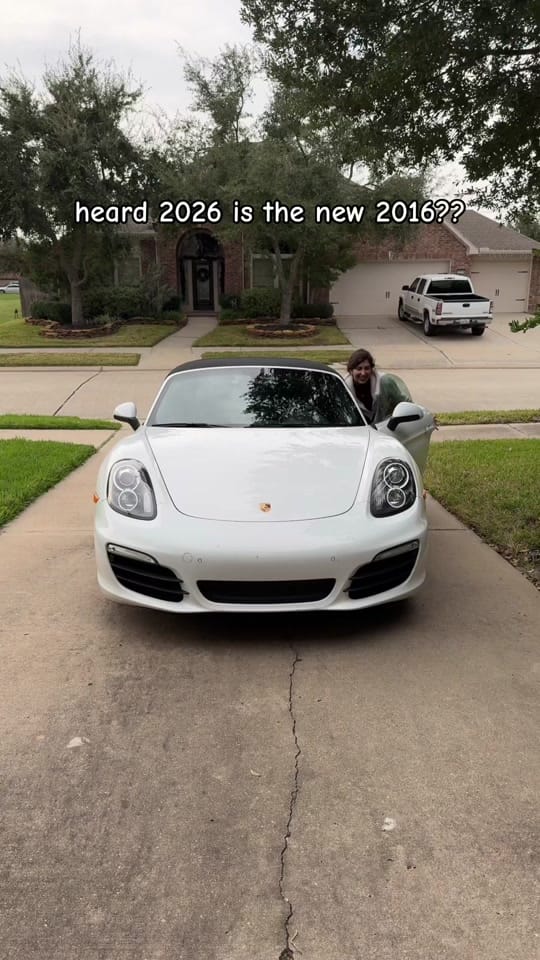 Post 5 by katola__ on TikTok (video)