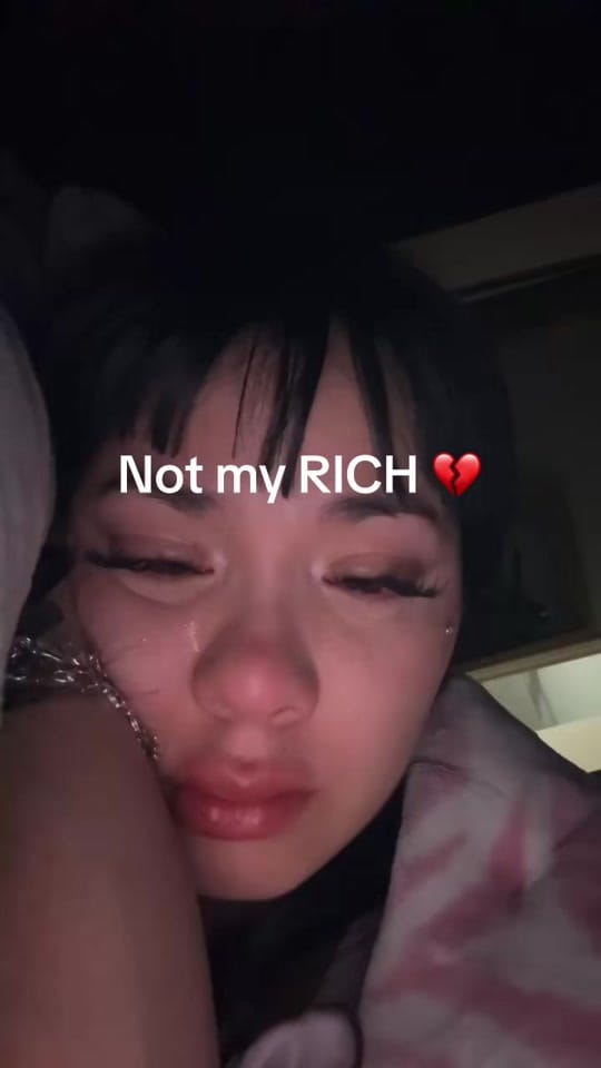 Post 7 by Savspurrtynails on TikTok (video)