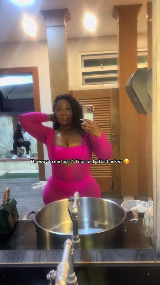 Post 4 by Darealashleyj on TikTok (video)