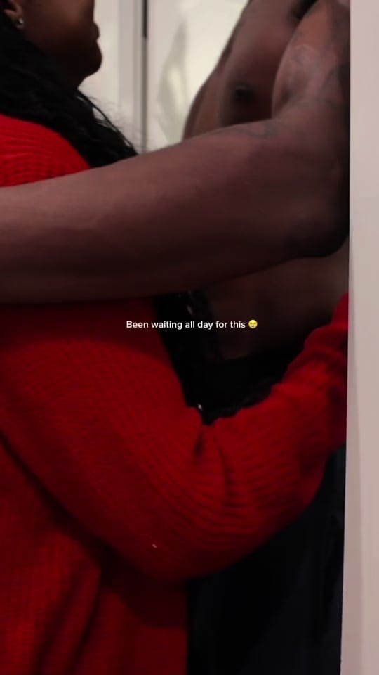 Post 2 by DosesOfDes🌸ᥫ᭡. on TikTok (video)