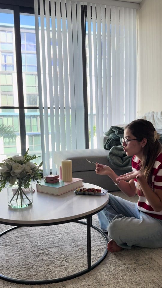 Post 2 by Eduarda Nienow on TikTok (video)