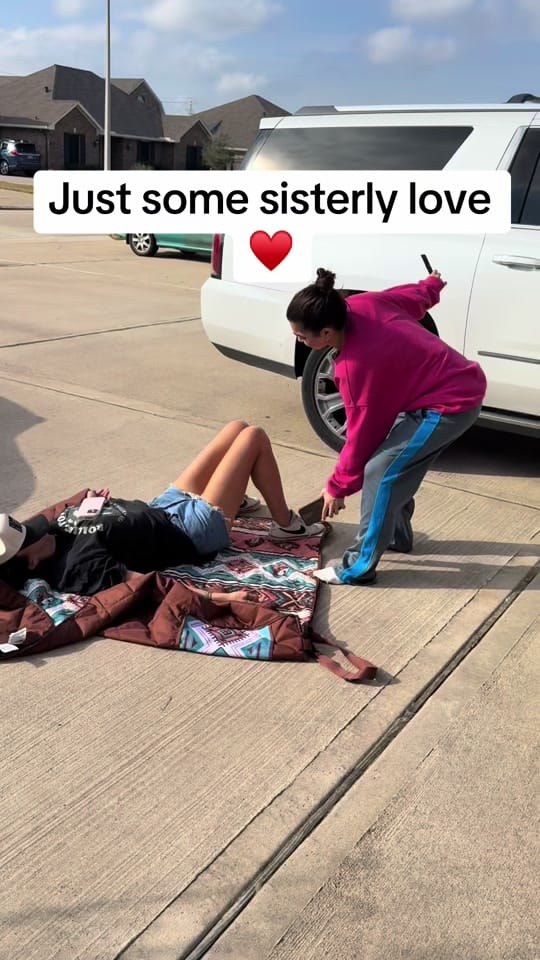 Post 5 by Johanna on TikTok (video)