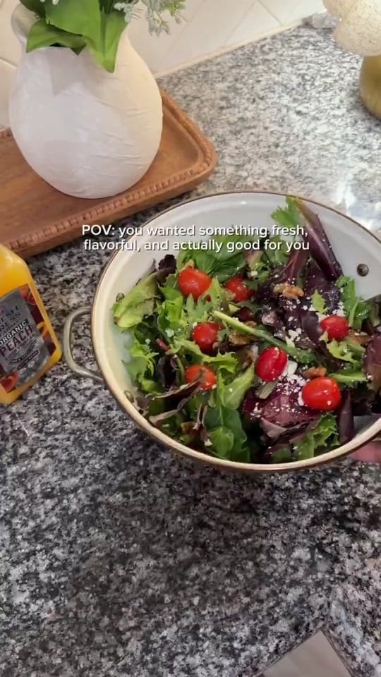 Post 3 by shikha_ugc on TikTok (video)
