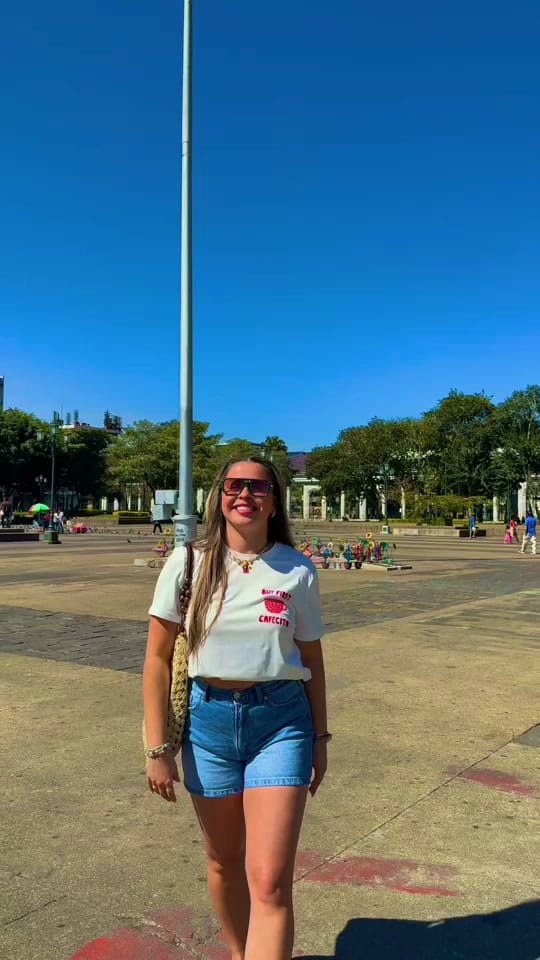 Post 6 by Natalie on TikTok (video)