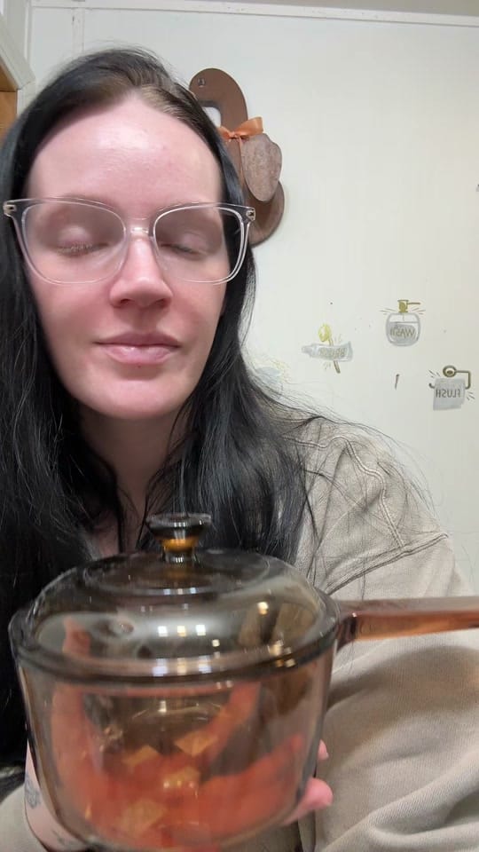 Post 8 by 🦩EmeliaBedelia🦩 on TikTok (video)