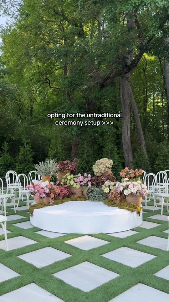 Post 5 by Emily Parker Photo on TikTok (video)