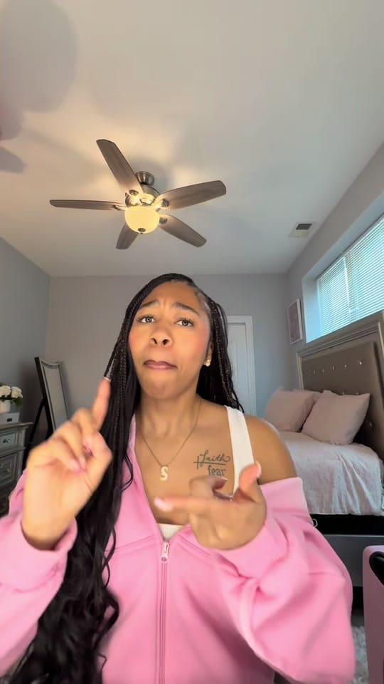 Post 3 by sadia.jjj on TikTok (video)