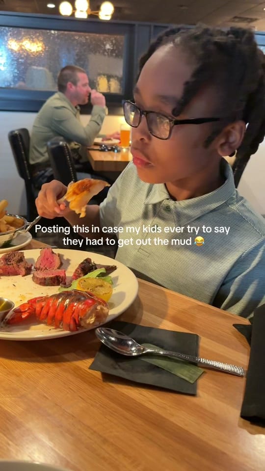 Post 1 by Yesenia Lee on TikTok (video)