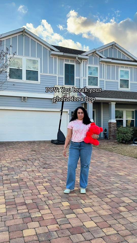 Post 7 by Yesenia Lee on TikTok (video)