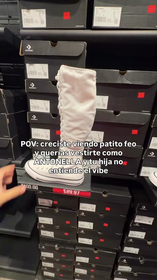 Post 1 by michellunah on TikTok (video)