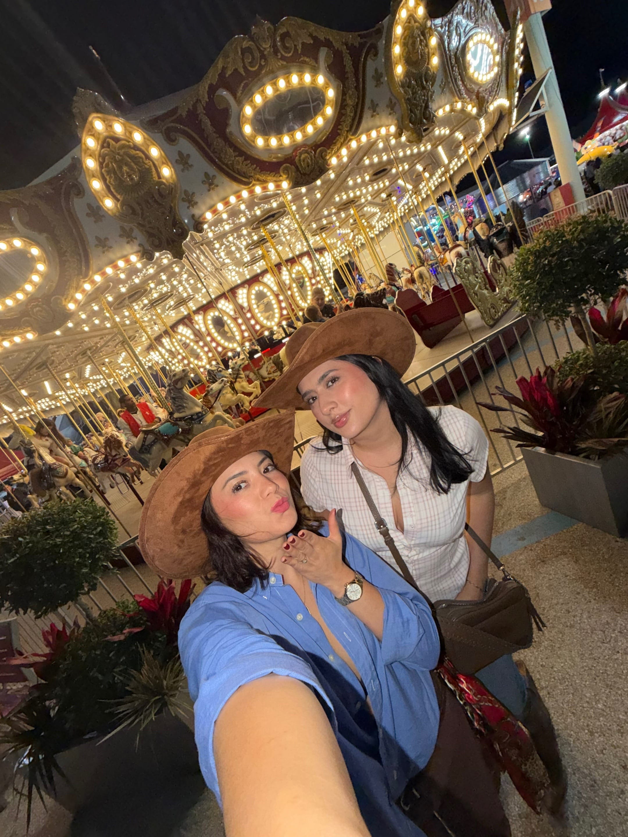 Post 2 by michellunah on TikTok (video)