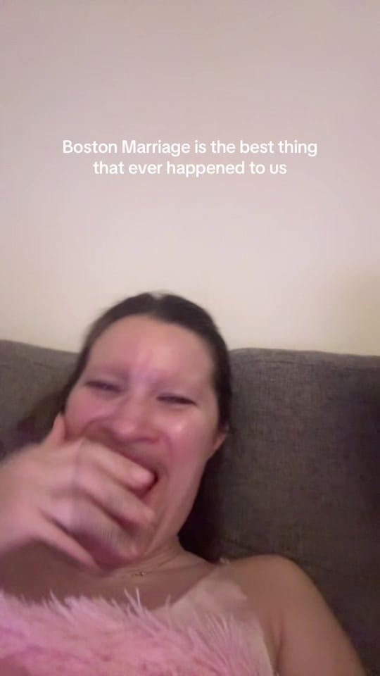 Post 2 by Diana on TikTok (video)