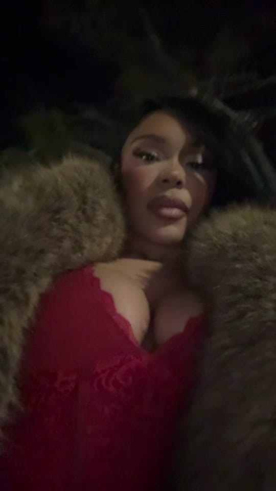 Post 3 by E N V Y 🖤 on TikTok (video)
