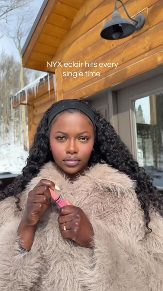 Post 5 by Karoline Delacruz on TikTok (video)