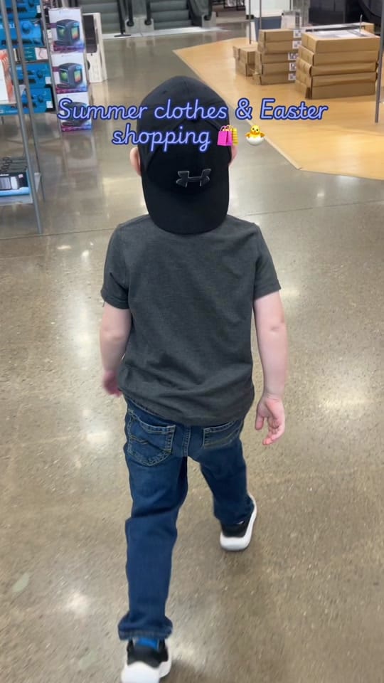 Post 1 by Kristy Mae on TikTok (video)