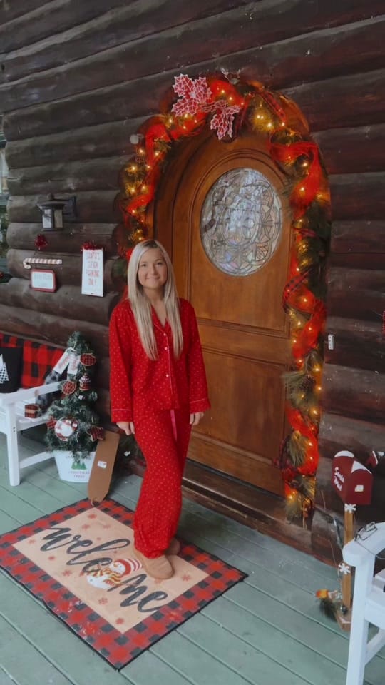 Post 8 by Kristy Mae on TikTok (video)