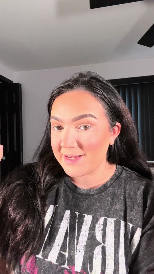 Post 8 by Monica |Makeup & More✨ on TikTok (video)