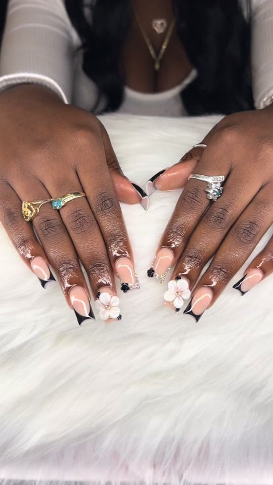 Post 2 by prettynailz210 on TikTok (video)