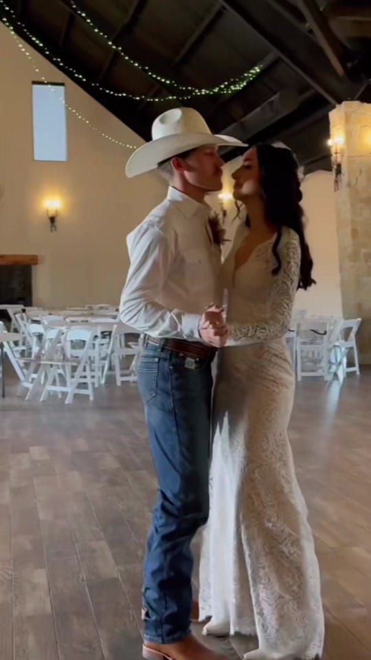 Post 7 by Harley Starr on TikTok (video)
