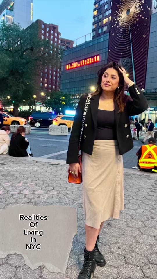Post 9 by Amnakardar on TikTok (video)
